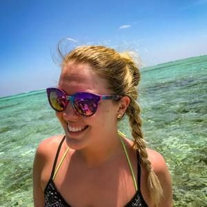 Meet your Posher, Cassie